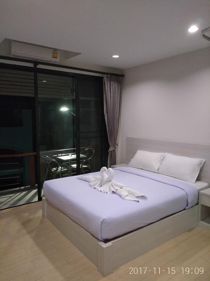 Abani Jomtien Inn Extérieur photo